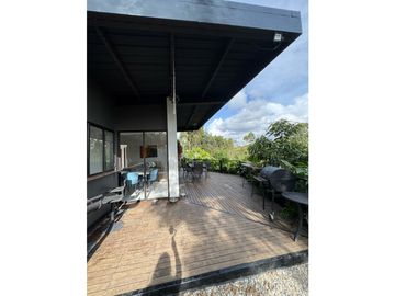 SE VENDE FINCA ENTRE EL CARMEN Y RIONEGRO PARCELACIÓN CERRADA [terrav]