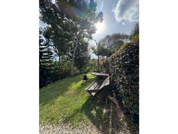 SE VENDE FINCA ENTRE EL CARMEN Y RIONEGRO PARCELACIÓN CERRADA [terrav]