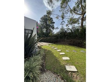 SE VENDE FINCA ENTRE EL CARMEN Y RIONEGRO PARCELACIÓN CERRADA [terrav]