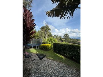 SE VENDE FINCA ENTRE EL CARMEN Y RIONEGRO PARCELACIÓN CERRADA [terrav]