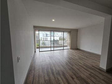 Venta de apartamento en el Poblado -sector Milla de Oro