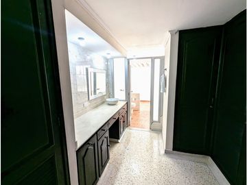 SE VENDE AMPLIA CASA EN  VILLA  SANTOS