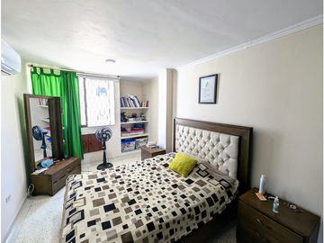 SE VENDE AMPLIA CASA EN  VILLA  SANTOS