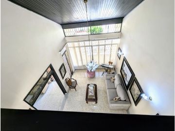 SE VENDE AMPLIA CASA EN  VILLA  SANTOS