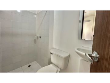 SE VENDE APARTAMENTO VERDE ALFAGUARA VISTA A LOS LAGOS - INVERSIONISTA