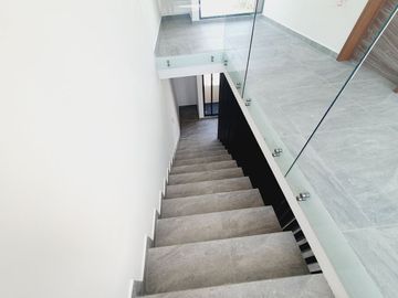 Casa en VENTA LISTA PARA ESTRENAR FRACC LOMAS DEL SOL  recamara planta baja