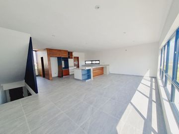 Casa en VENTA LISTA PARA ESTRENAR FRACC LOMAS DEL SOL  recamara planta baja