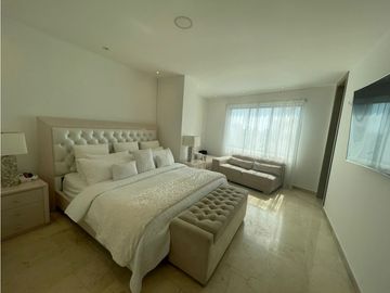 APARTAMENTO EN ALTOS DE RIOMAR EN VENTA. PISOS DE MARMOL.