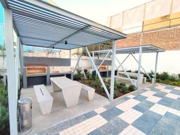Venta de Depto 2D1B con estacionamiento propio, Renca