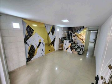 VENTA CASA EXTERNA VEHICULAR 3PISOS-BRISAS DEL GUABITO-CALI NORTE(JHM)