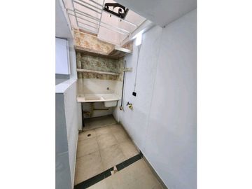 VENTA CASA EXTERNA VEHICULAR 3PISOS-BRISAS DEL GUABITO-CALI NORTE(JHM)