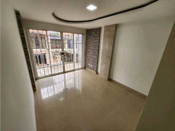 VENTA CASA EXTERNA VEHICULAR 3PISOS-BRISAS DEL GUABITO-CALI NORTE(JHM)