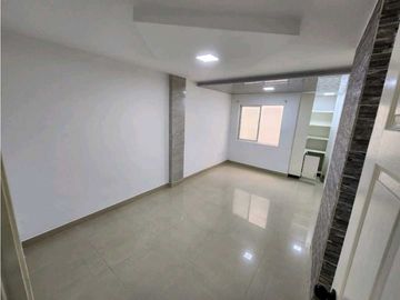 VENTA CASA EXTERNA VEHICULAR 3PISOS-BRISAS DEL GUABITO-CALI NORTE(JHM)
