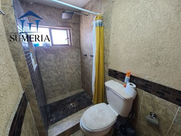 Casa en colonia Revolución con departamento incluido
