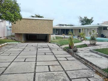 RESIDENCIA EN VENTA COL. MIGUEL ALEMAN $13´500,000.