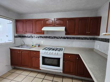 Casa en venta en coto cerca del ITESO