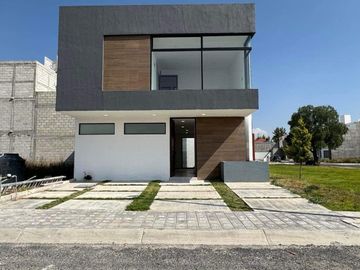 Residencial E sur a minutos de Plaza Explanada