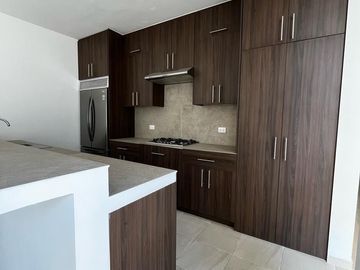 CASA EN VENTA, UNA PLANTA, CAMPOCIELO, MERIDA