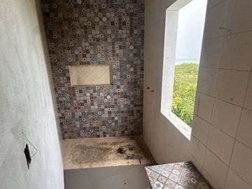 CASA EN VENTA FRENTE AL MAR, SISAL YUCATÁN MÉRIDA