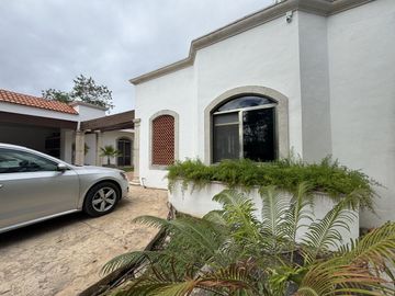 Casa en venta de una planta en la Ceiba II en Mérida Yucatán.