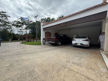 Casa en venta de una planta en la Ceiba II en Mérida Yucatán.