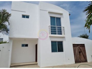 Vendo casa Ciudad Punta Carnero (Santa Elena)