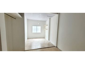 VENDO CASA CDLA. LAS ORQUIDEAS NORTE DE GUAYAQUIL (NORAV)