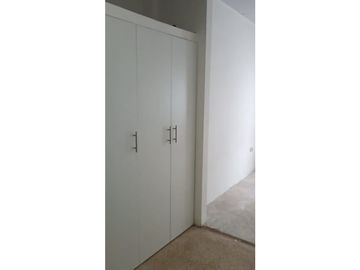 VENDO CASA CDLA. LAS ORQUIDEAS NORTE DE GUAYAQUIL (NORAV)