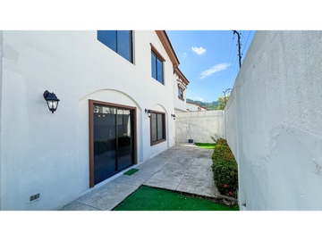 VENTA CASA EN VIA A LA COSTA, URB TERRANOSTRA (gwong)