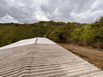 Se Vende Casa Campestre En El Km 32 Callejón Jiguales