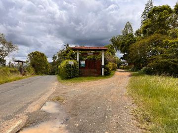Se Vende Casa Campestre En El Km 32 Callejón Jiguales