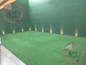 Casa de Lujo en Venta en Cerrada San Miguel, Aguascalientes
