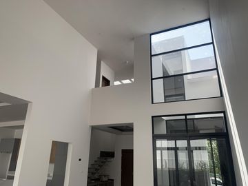 Casa en venta en Laderas de abedul cerca de área verde