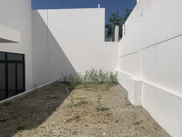 Casa en venta en Laderas de abedul cerca de área verde