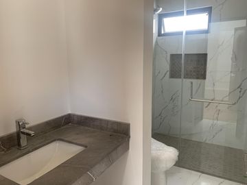 Casa en venta en Laderas de abedul cerca de área verde