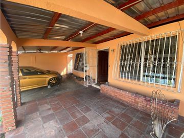 CERRO VIENTO / 253M2 / TERRAZA / 3 HABITACIONES