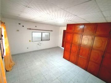 SAN ANTONIO / 1000M2 / 6 HABITACIONES / TERRAZA / ANEXO INDEPENDIENTE