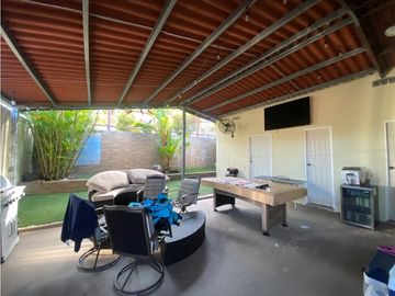 Venta de CASA REMODELADA en BRISAS DEL GOLF- MLS 21903
