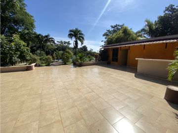 REMATE - Venta de CASA a 15 min de GORGONA en CAPIRA Sajalices
