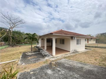 988 MTS - Venta CASA CAMPESTRE en CAPIRA SAJALICES a min de la PLAYA