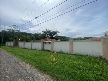 988 MTS - Venta CASA CAMPESTRE en CAPIRA SAJALICES a min de la PLAYA