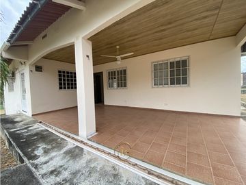988 MTS - Venta CASA CAMPESTRE en CAPIRA SAJALICES a min de la PLAYA