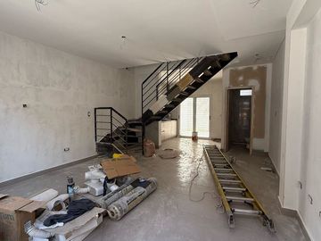 Venta duplex 2 habitaciones Quinta Sección