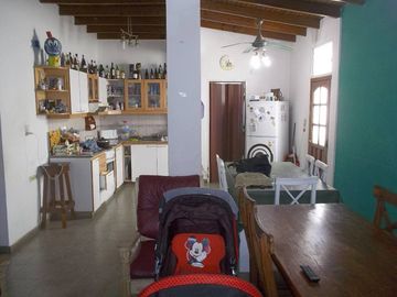 Casa para 2 Familias en venta en Merlo Norte