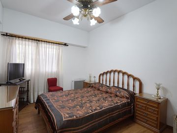 Venta 4amb,Balcón, Patio, Cochera, Almagro