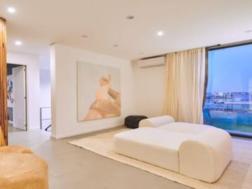 Venta Casa Vista a la Laguna Puertos Escobar