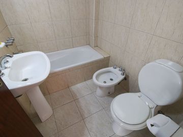 VENTA DPTO 3 AMB SAN ISIDRO UBICACION PRIVILEGIADA