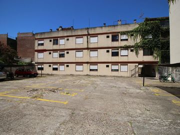 VENTA DPTO 3 AMB SAN ISIDRO UBICACION PRIVILEGIADA