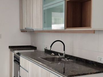 CASA A LA VENTA 3 DORMITORIOS BARRIO PRIVADO