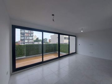 ALQUILER DEPARTAMENTO 1 AMB. BERNAL CENTRO